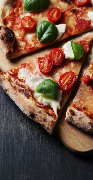 hora-pizza-sabrosa-pizza-tradicional-casera-receta-italiana